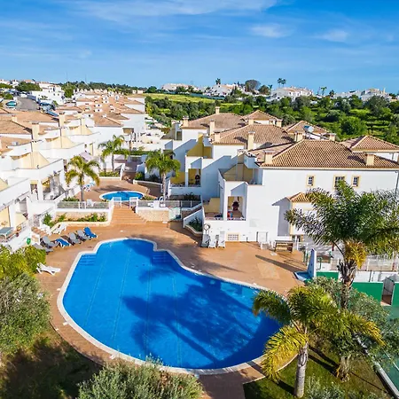 Margarida - Ping Pong Table 알부페이라