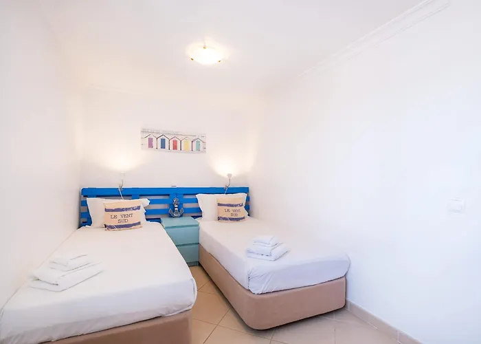 Margarida - Ping Pong Table 아파트 *