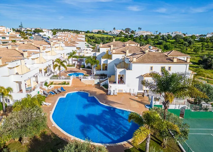 Margarida - Ping Pong Table 알부페이라