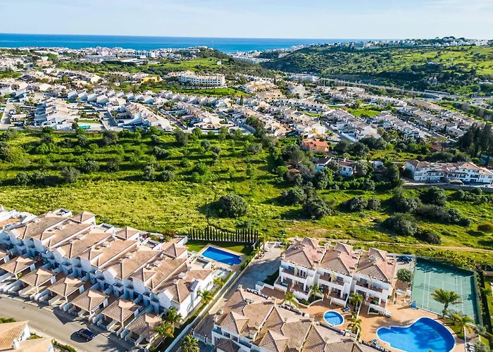 Margarida - Ping Pong Table 아파트 *